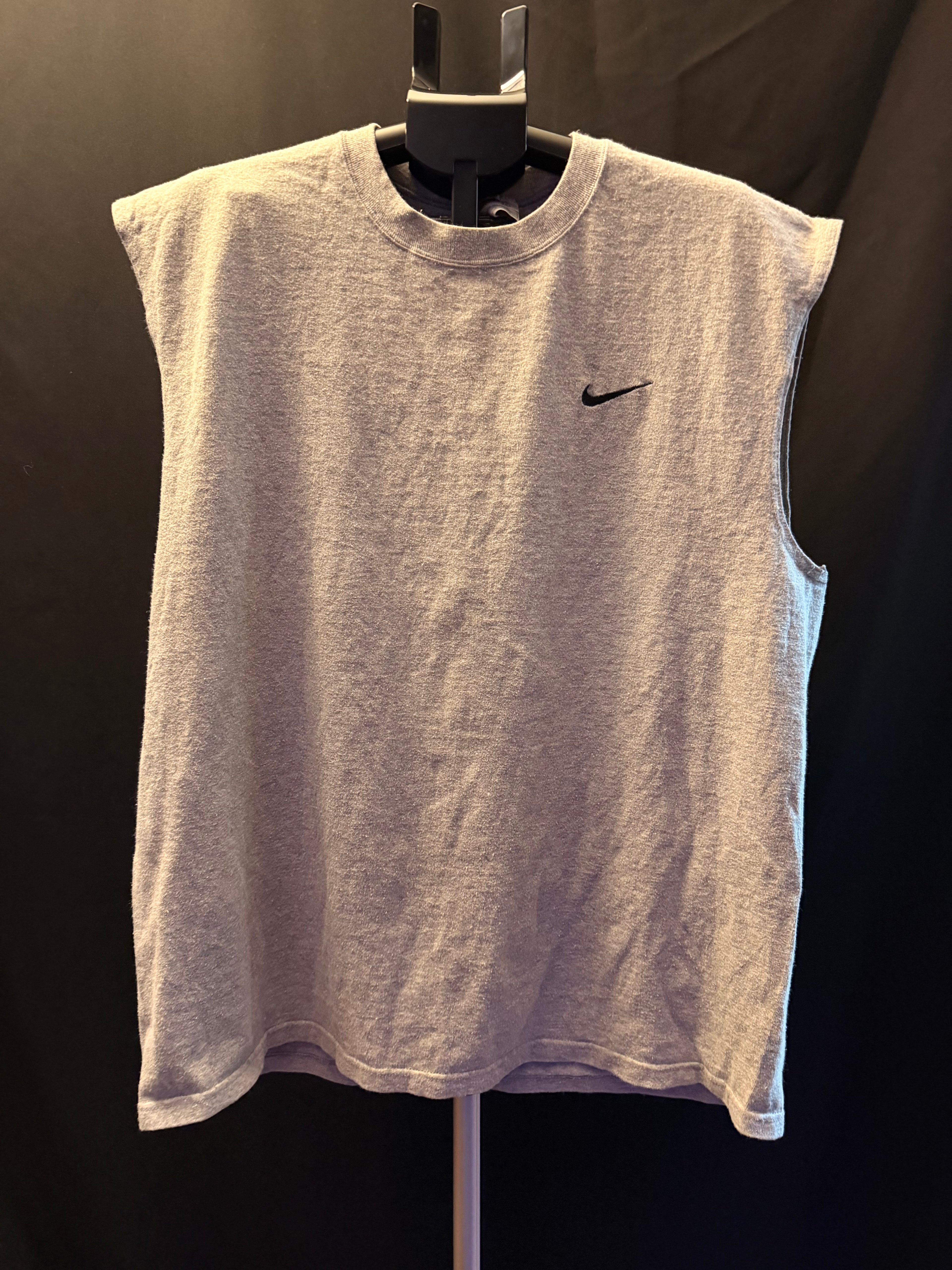 Nike Mini Swoosh Cutoff Shirt (L)