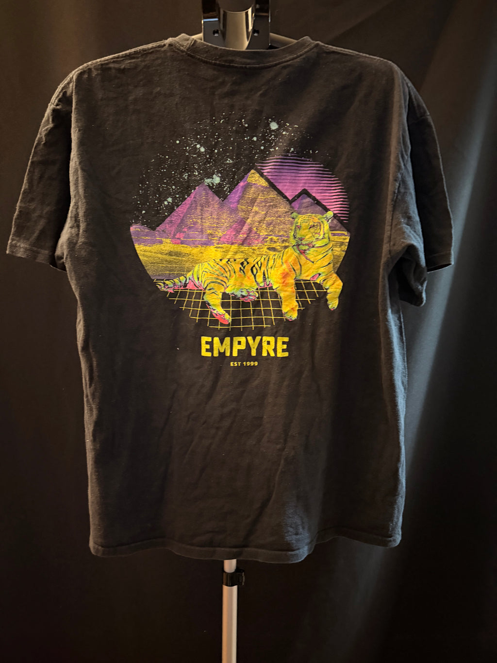 Empyre Skate Shirt (XL)