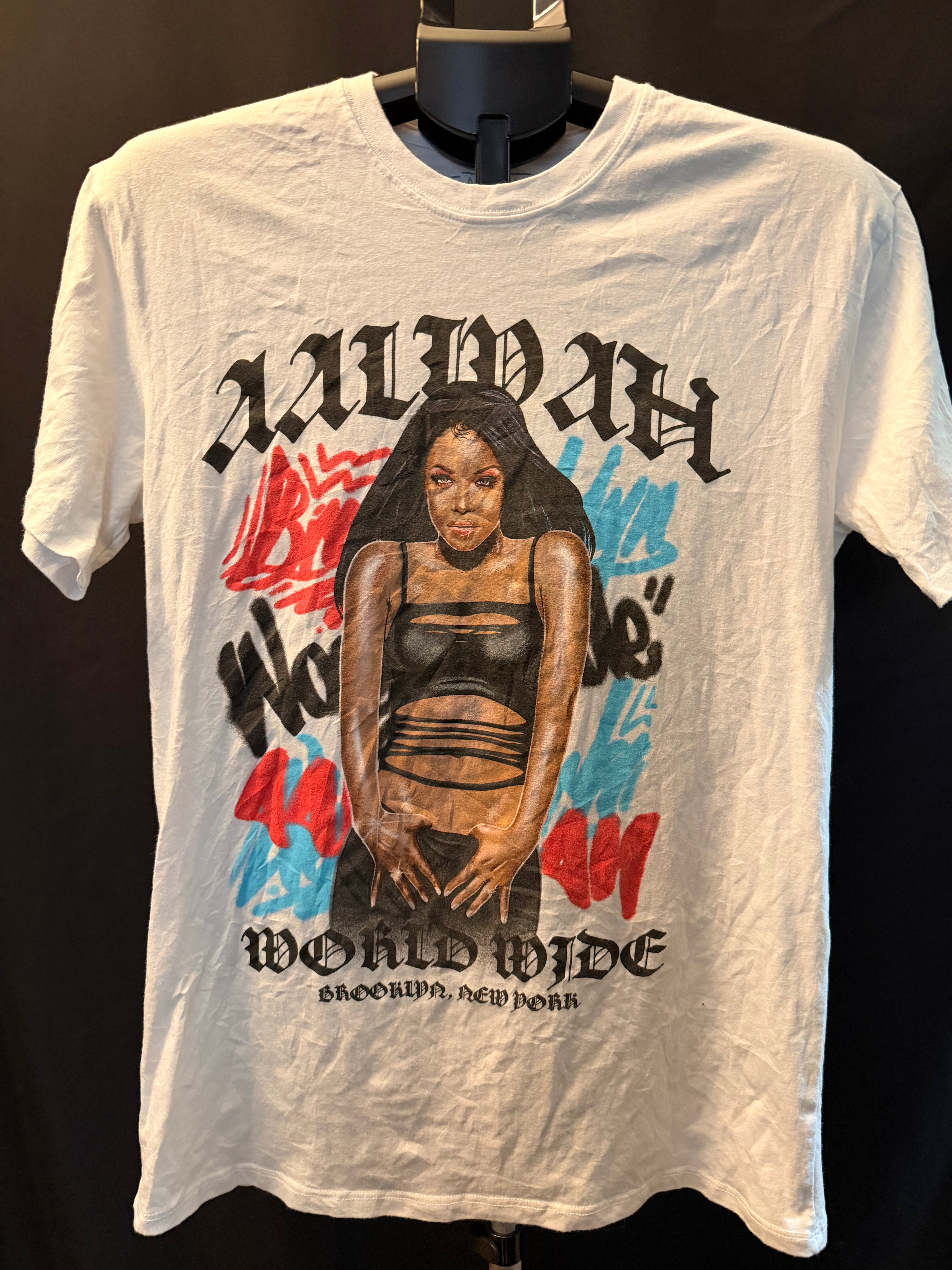 Aaliyah Shirt (M)